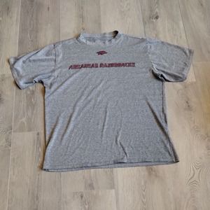 Arkansas Razorbacks Shirt L Athletic Wear Gray Spell Out Short Sleeve USA Made